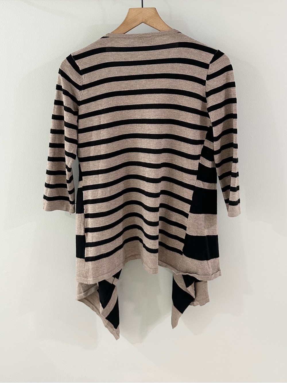 LYN 3/4 Sleeve Open Front Cardigan // Black & Tan Stripe // Large - Picture 6 of 6